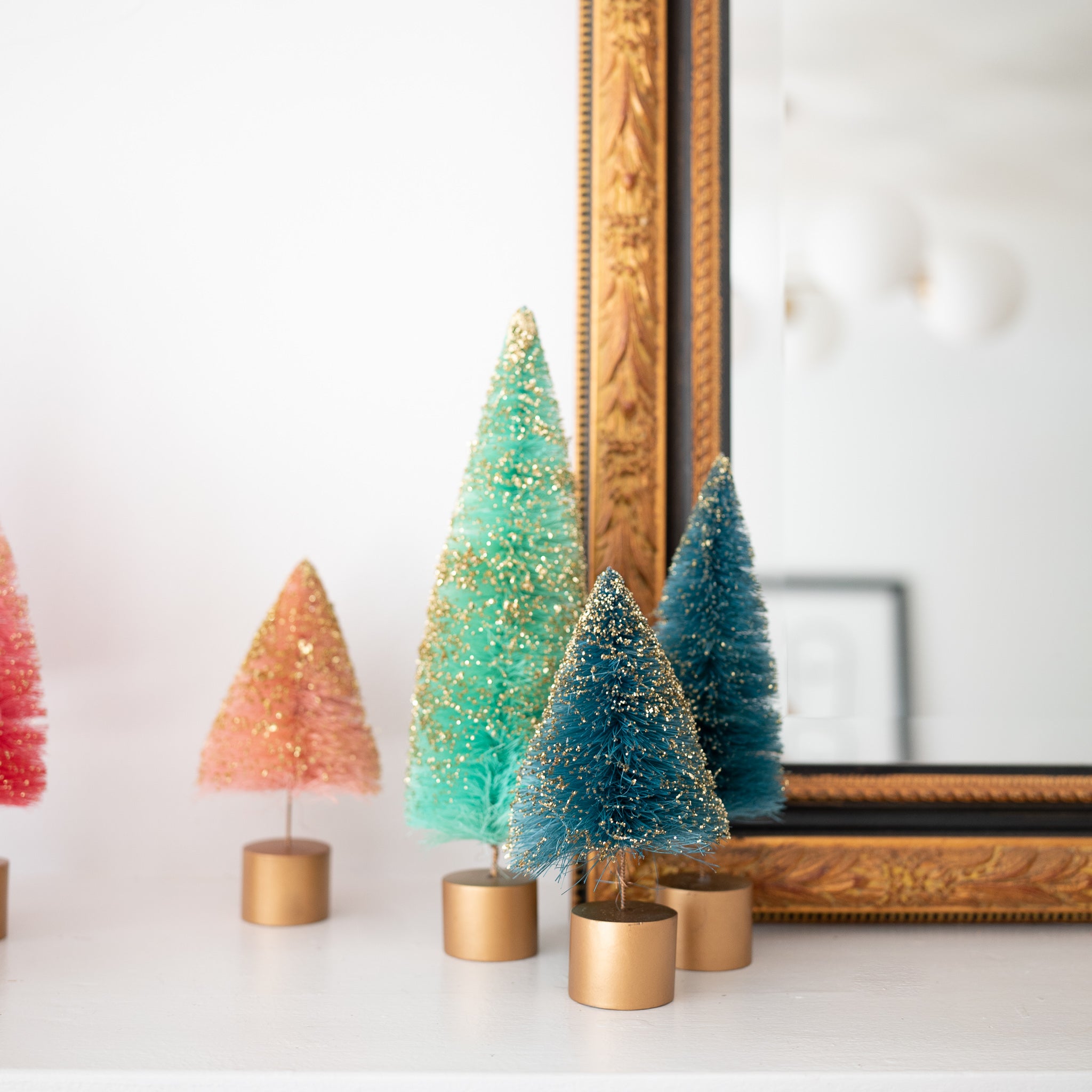 Holiday Home Accents