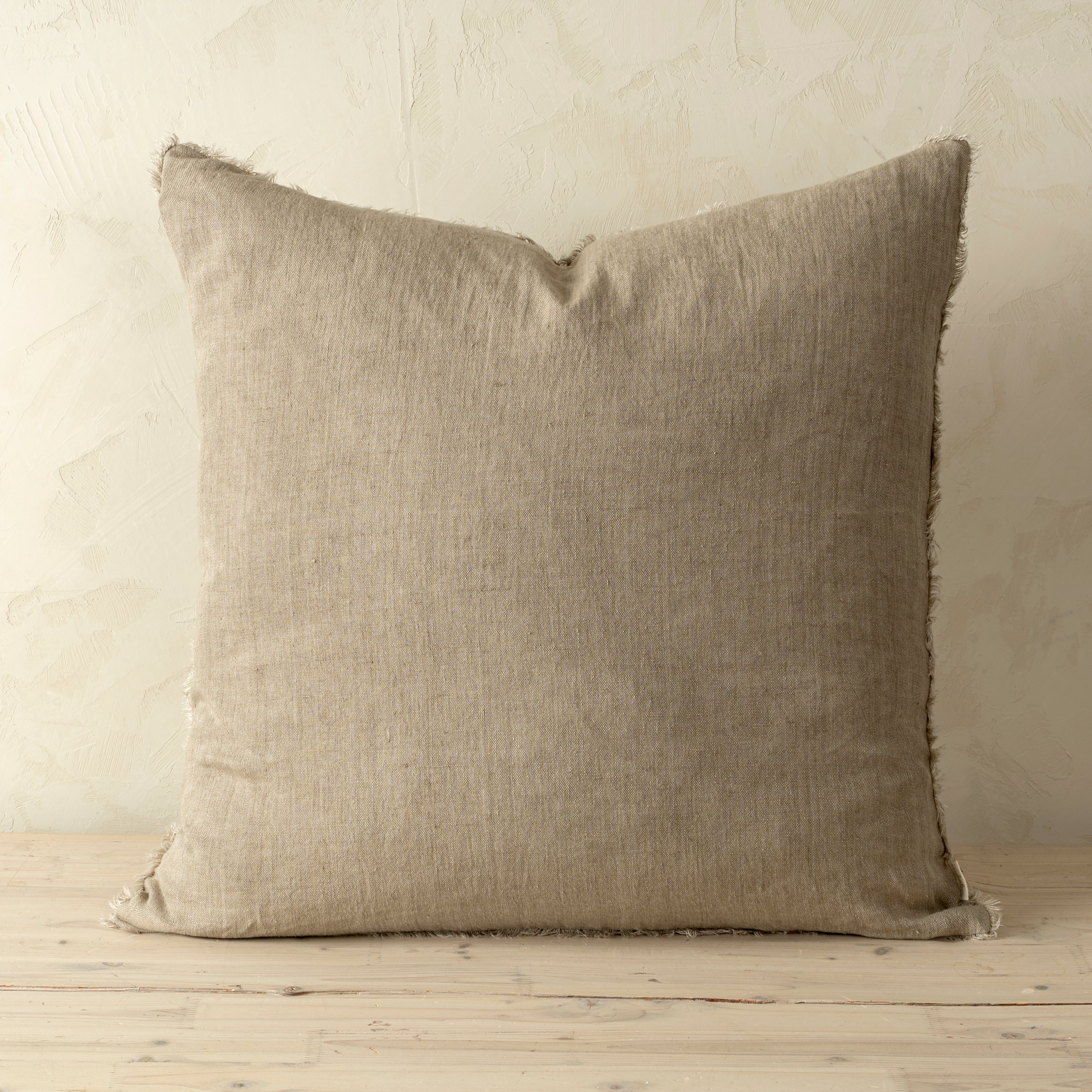 Lina Linen Pillow