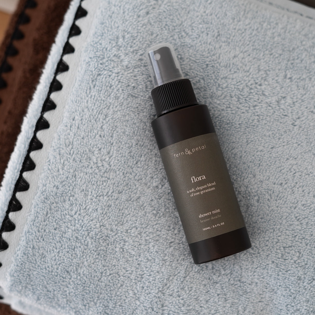 Flora Shower Spray