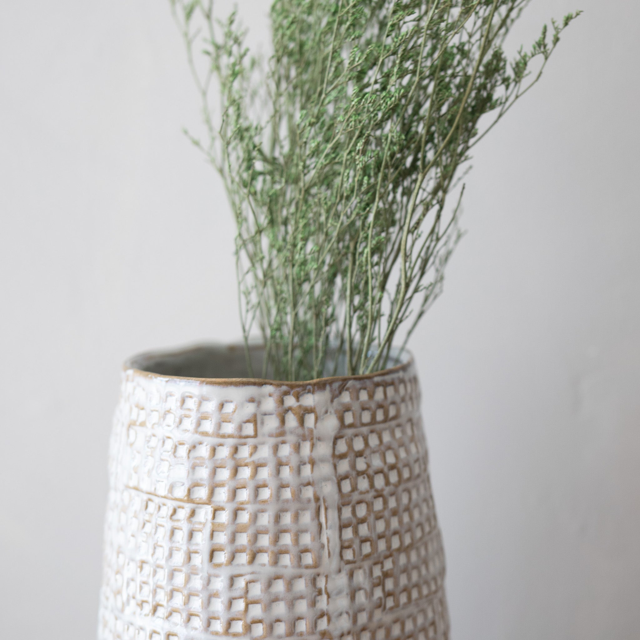Jazz Embossed Stoneware Vase