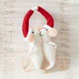 Décoration Souris S'embrassant avec des chapeaux