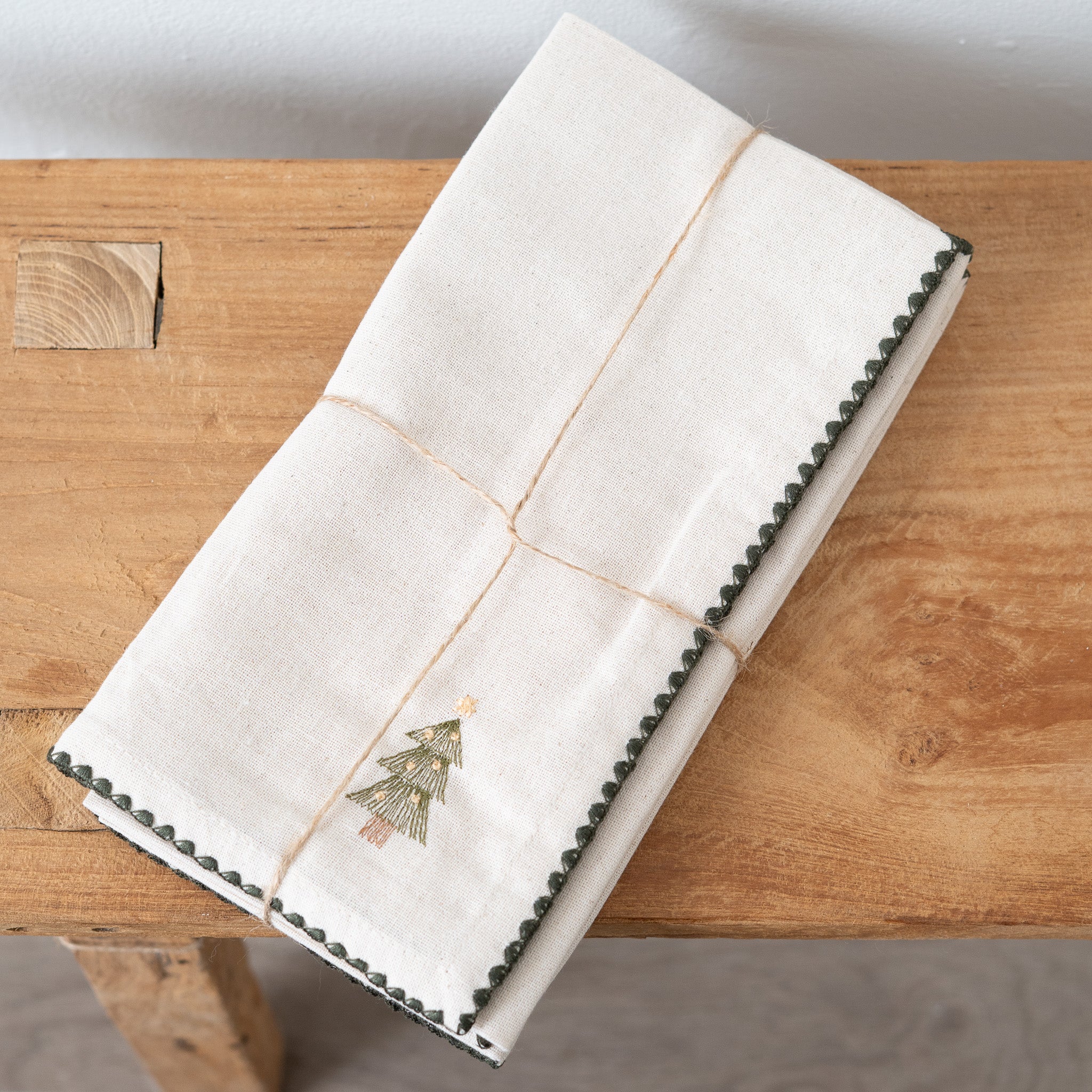 Serviettes brodées Sapin de Noël S/4