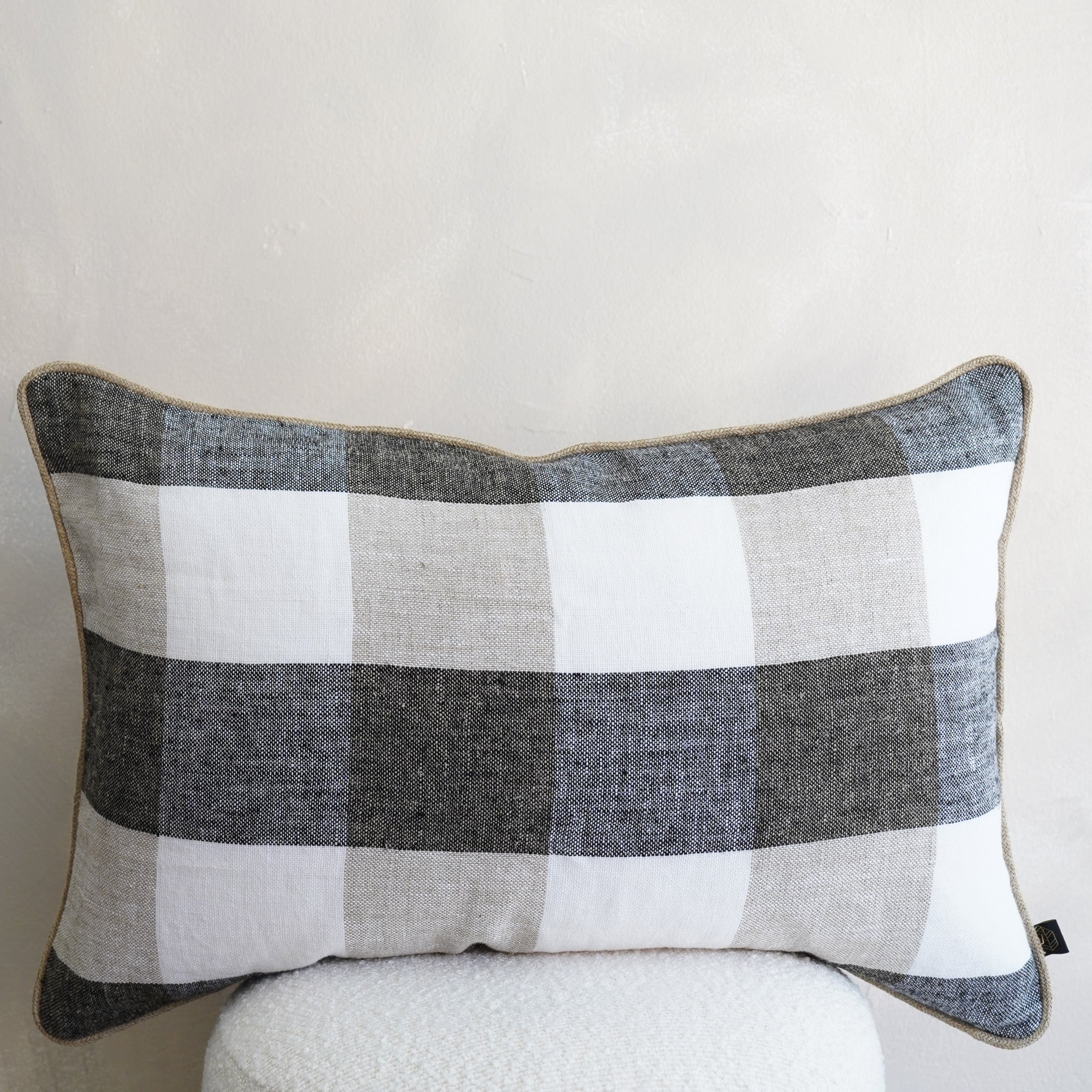 Palma Linen Decorative Pillow