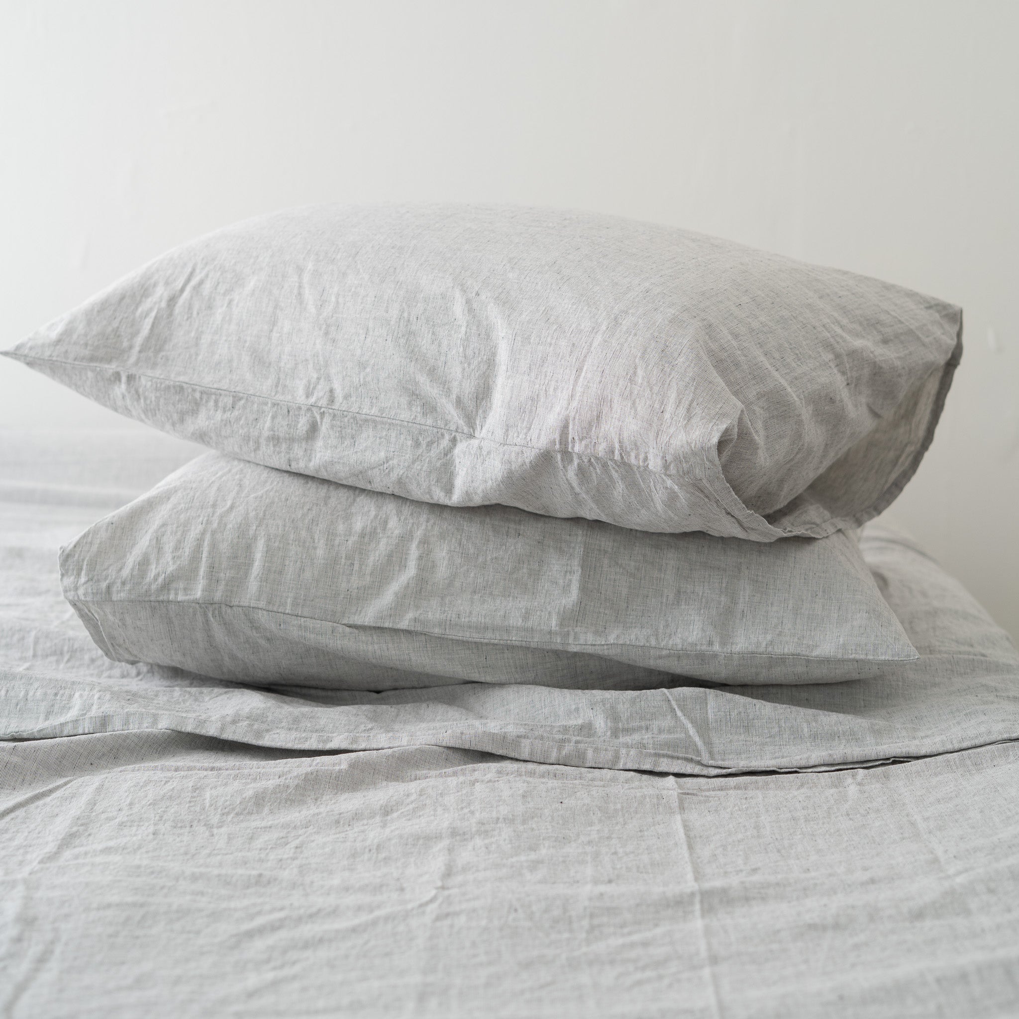 Chambray Cotton/Linen Pillowcases (set of 2)