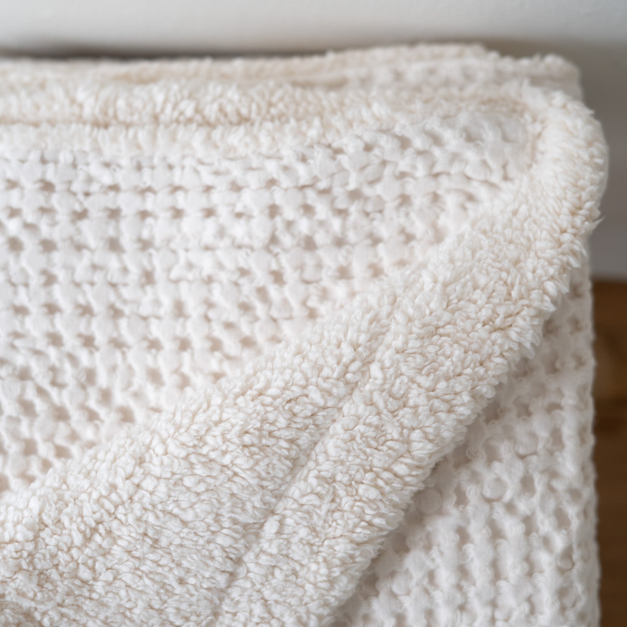 Waffle Teddy Crib Blanket