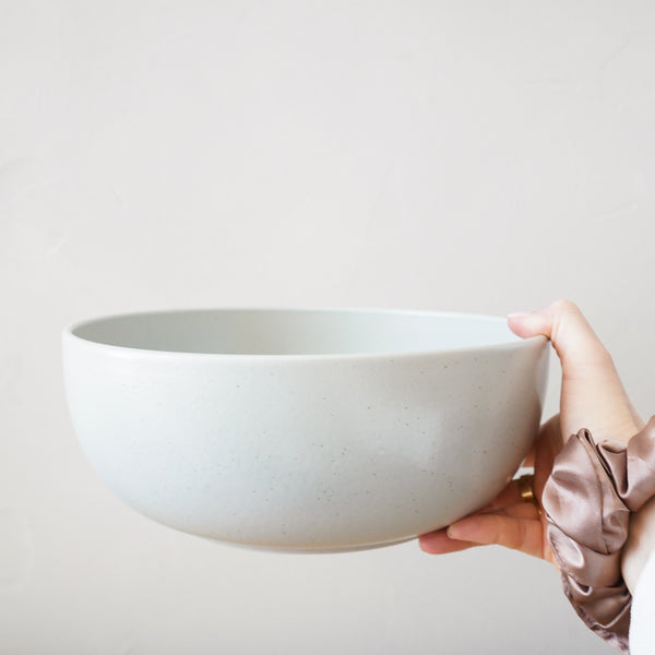 Madeira Oyster Grey Serving Bowl