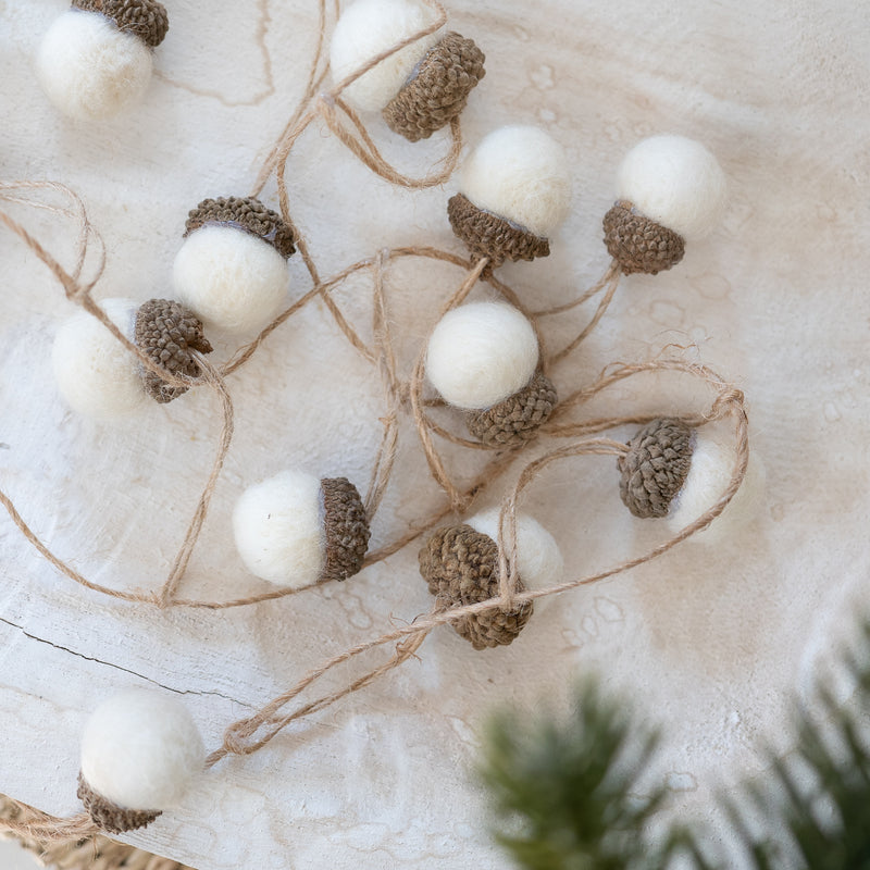 White Felt Garland with Acorn Tops
