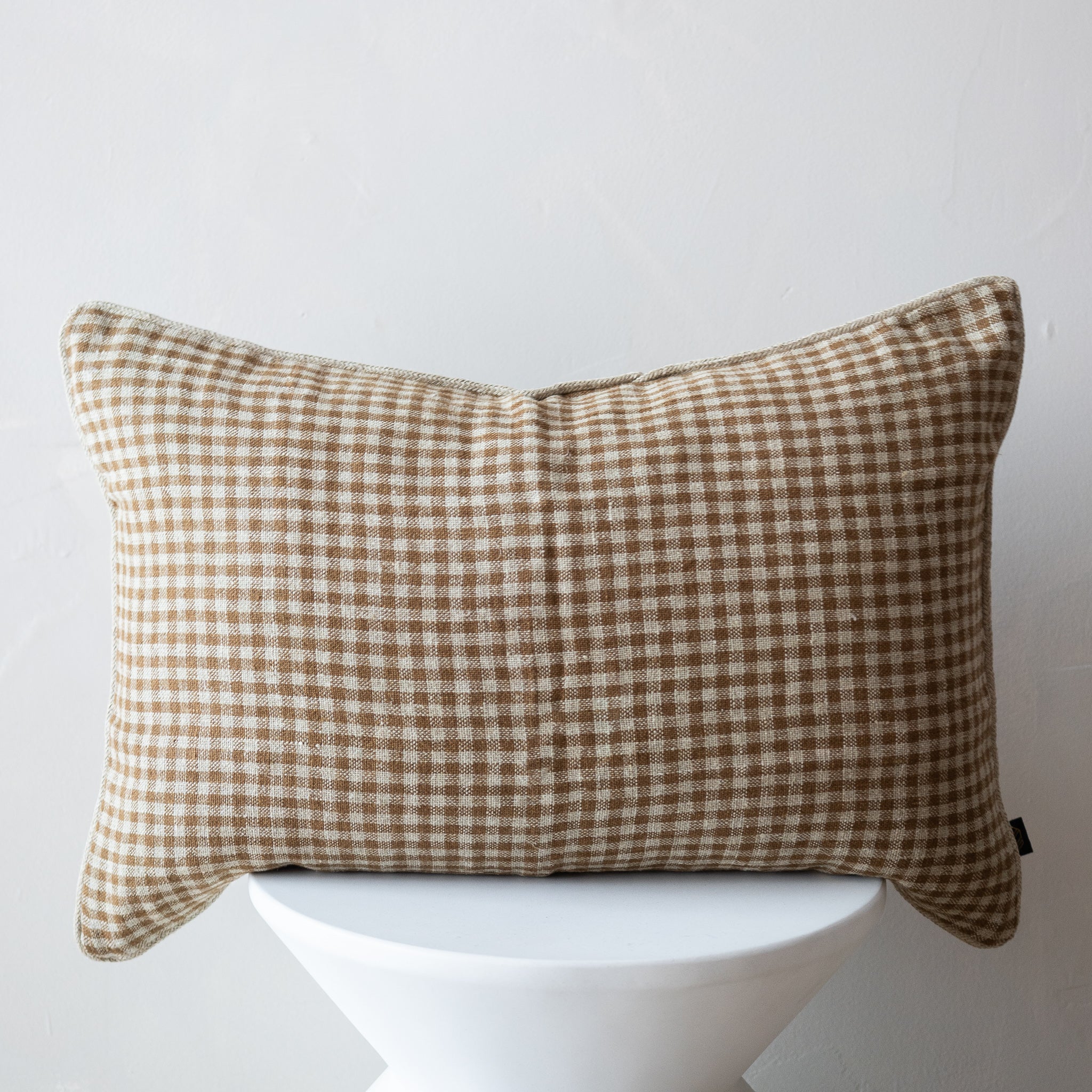 Piana Linen Decorative Pillow - Gold