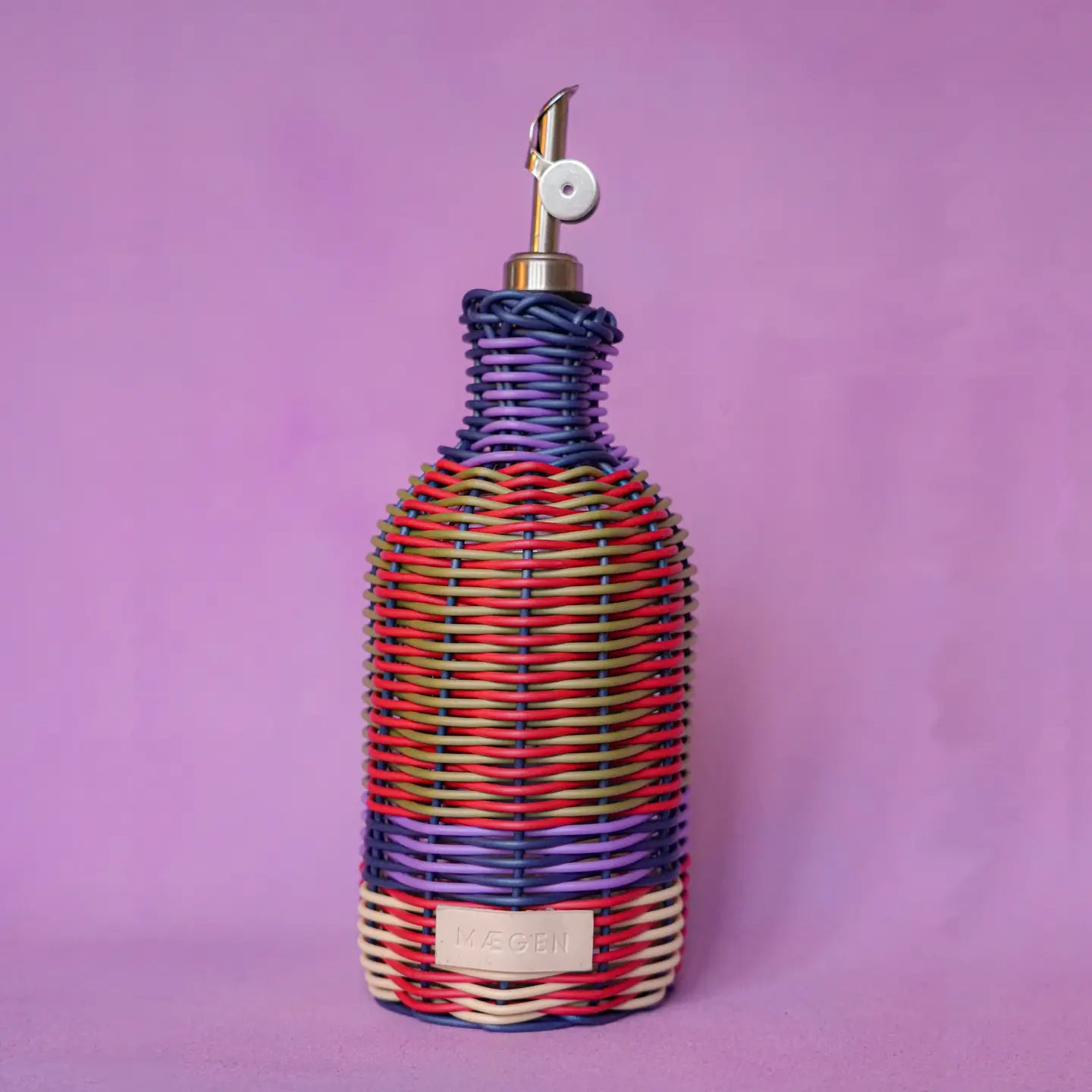 Woven Oil Pourer