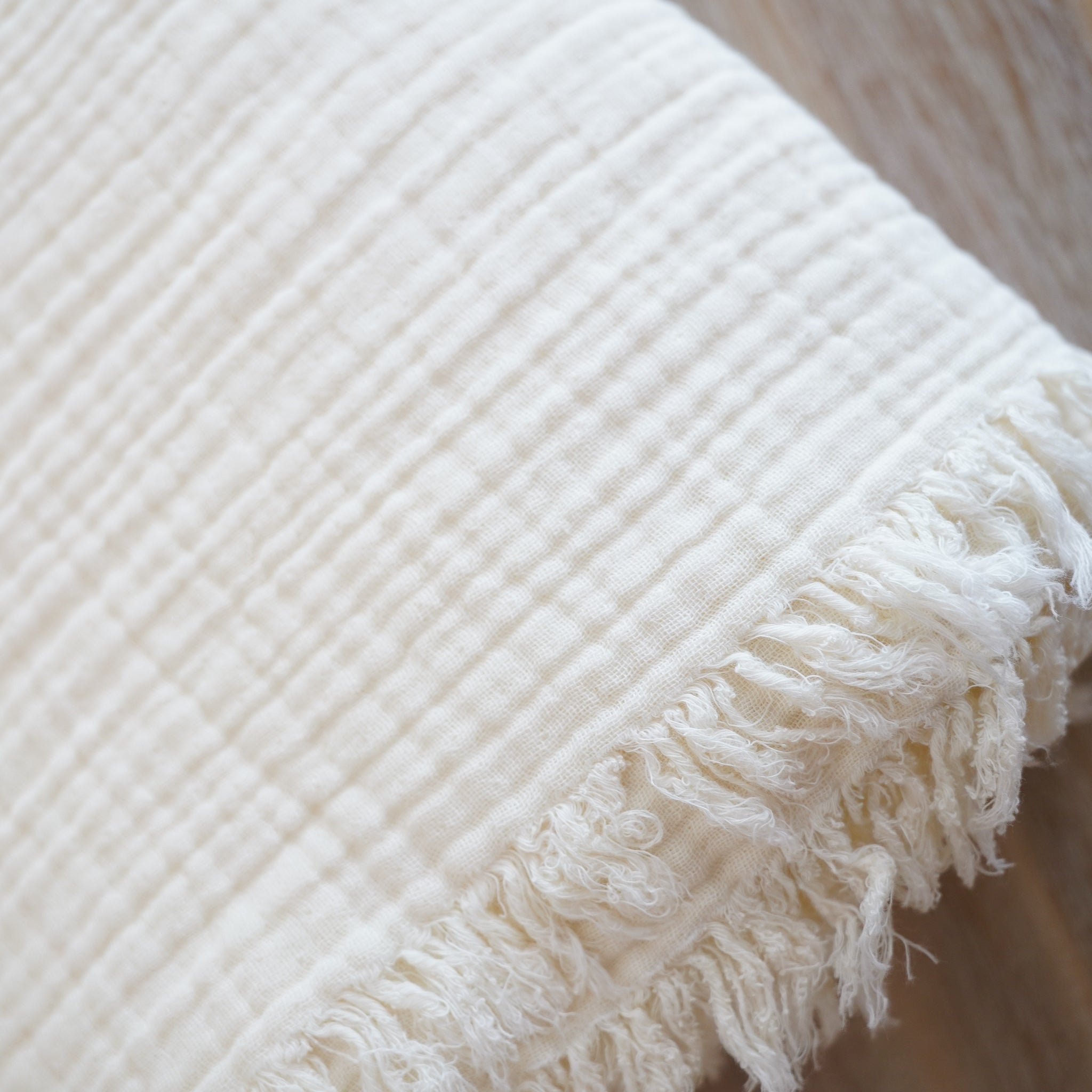 Crinkle Bed Cover